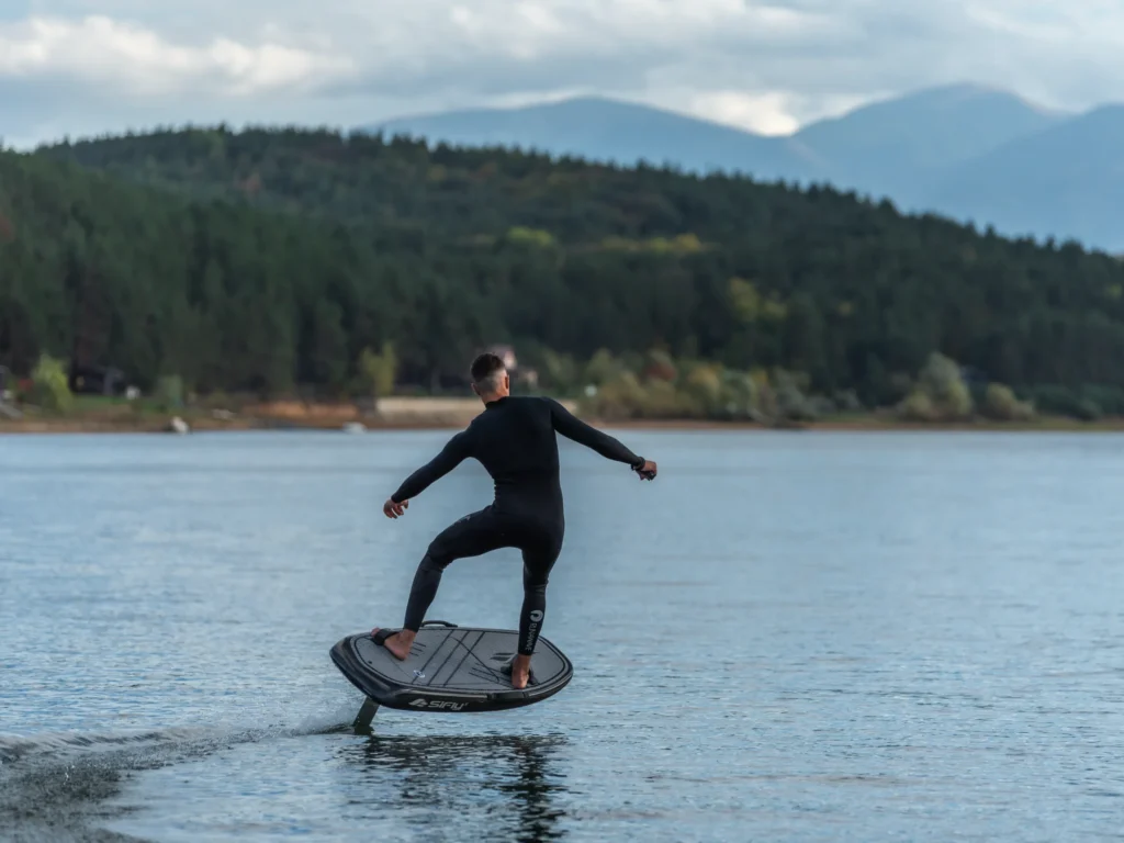 Ontdek de SiFly Stellar R of S eFoil bij FuturWave, Premium Carbon eFoil